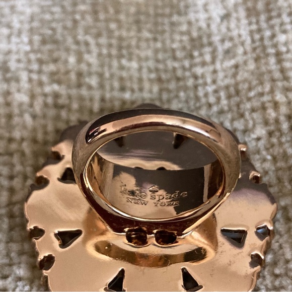 Kate Spade Flower Ring with Clear Stones Ring | Size 7 | Gold Tone - Picture 7 of 8